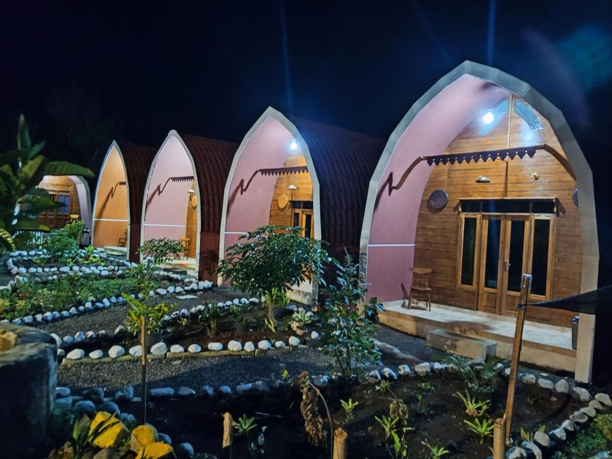 Indah Damai Cottages Sidomukti Bagian luar foto