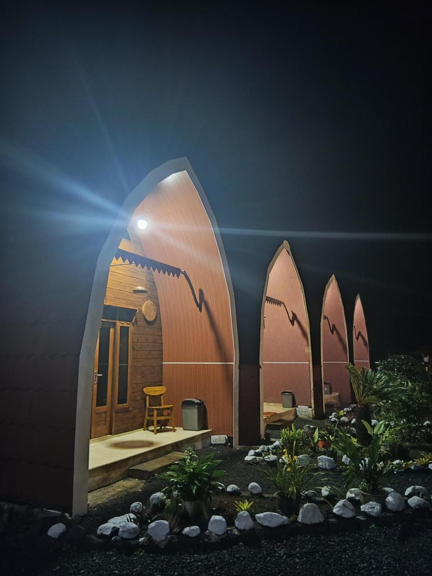 Indah Damai Cottages Sidomukti Bagian luar foto