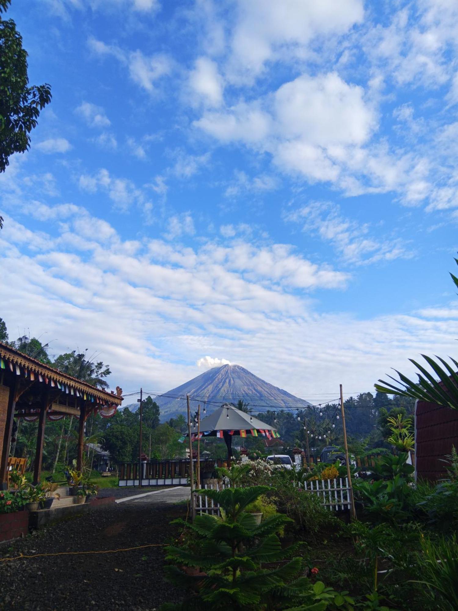 Indah Damai Cottages Sidomukti Bagian luar foto