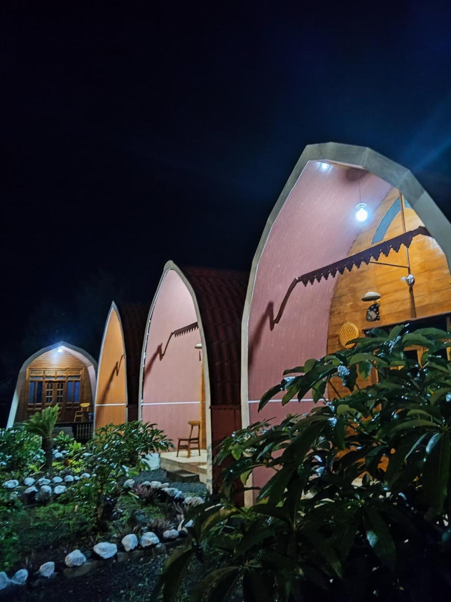 Indah Damai Cottages Sidomukti Bagian luar foto