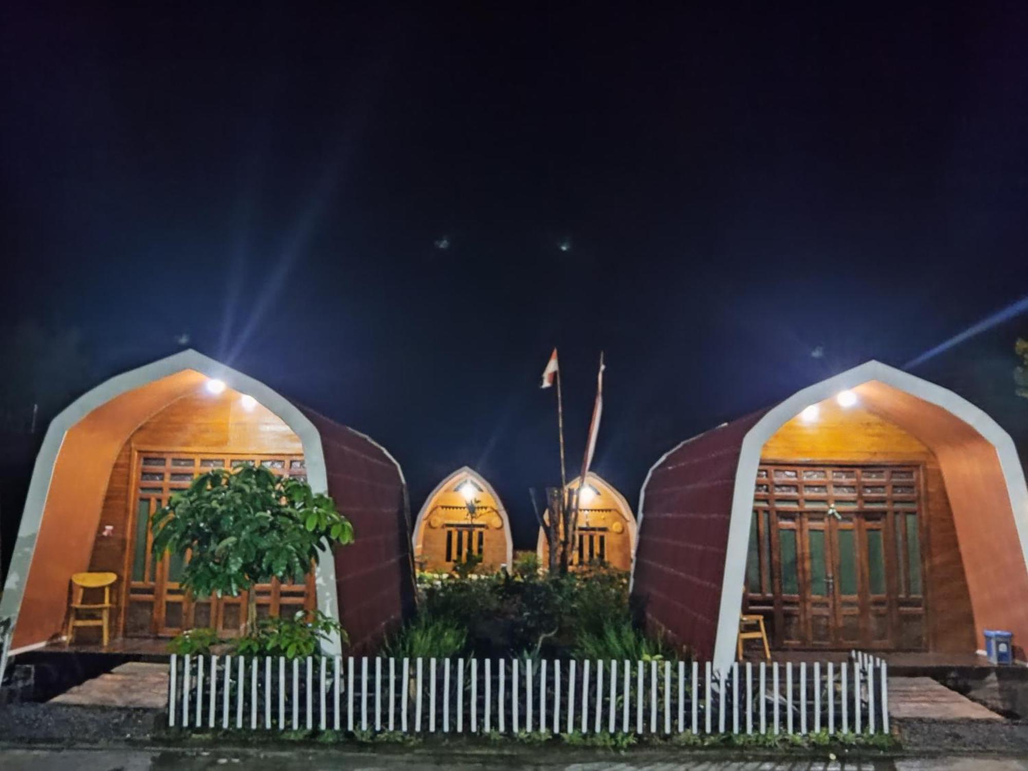 Indah Damai Cottages Sidomukti Bagian luar foto